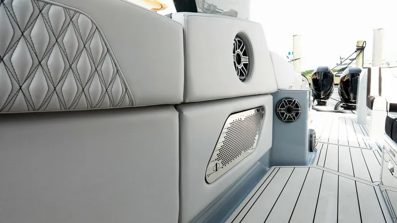 Slide: The Image of Cigarette 52 THUNDER 2025 - 5470351