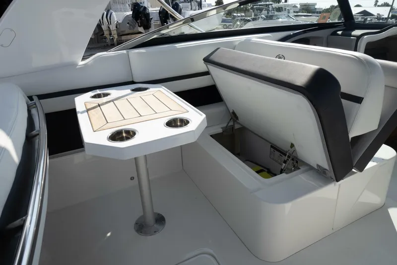 Slide: The Image of Cobalt 30SC 2024 - 5570520