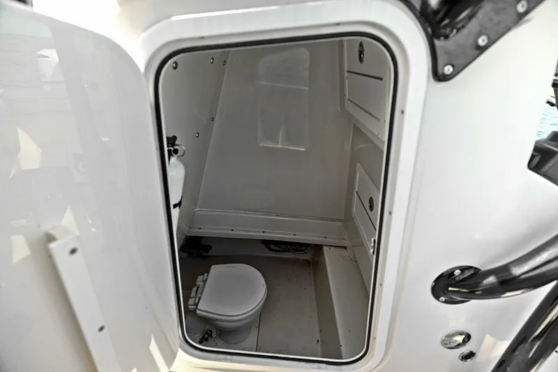 Slide: The Image of 2017 Young Boats 27 - Head - 5471772