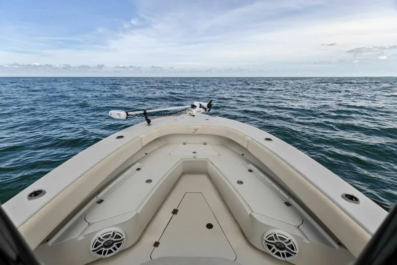 Slide: The Image of 2017 Young Boats 27 - Bow - 5508274