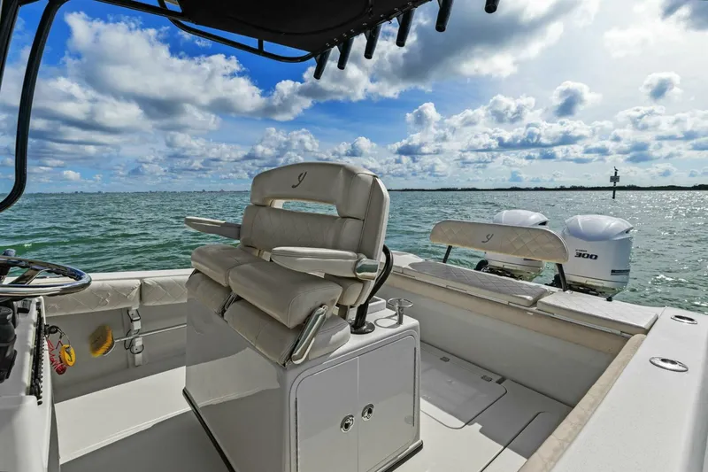 Slide: The Image of 2017 Young Boats 27 - Helm Seating  - 5471765