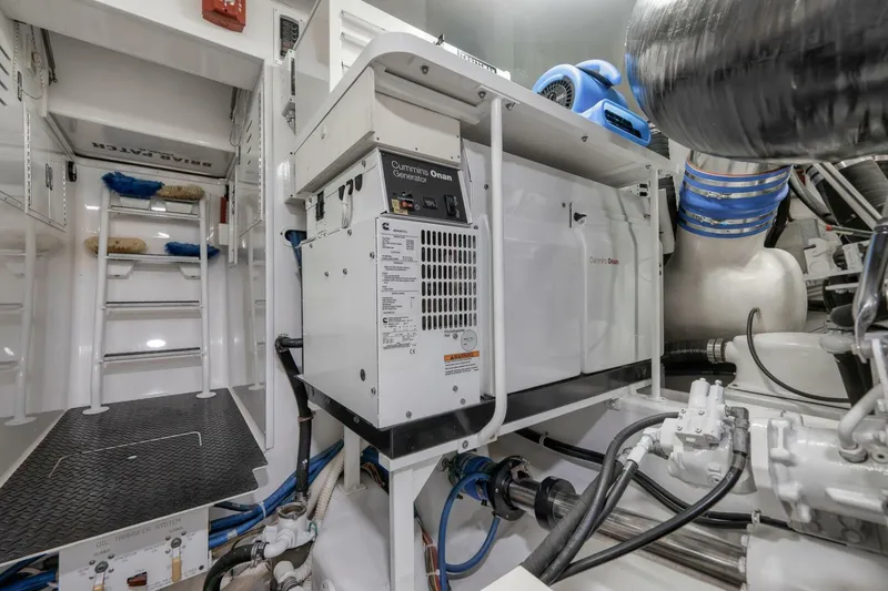 Slide: The Image of 2019 Viking 68 Convertible- GYS TRADE- Generator - 5615098