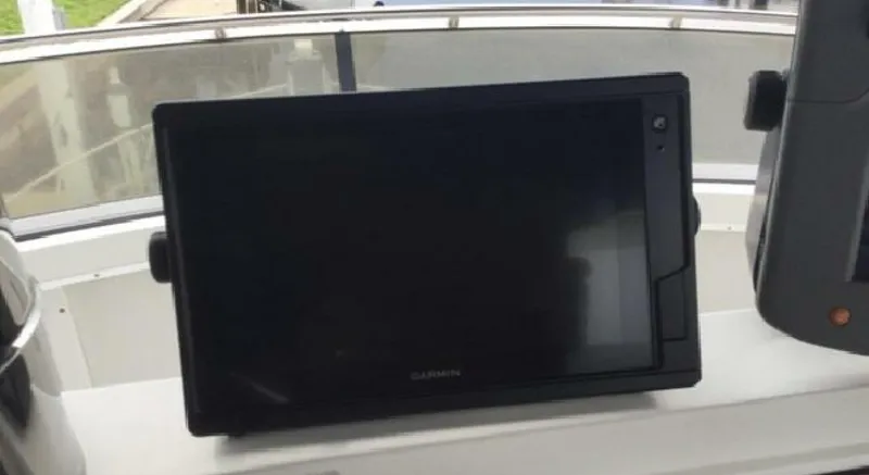 Slide: The Image of Carver 430 Cockpit 1995 - 5829986