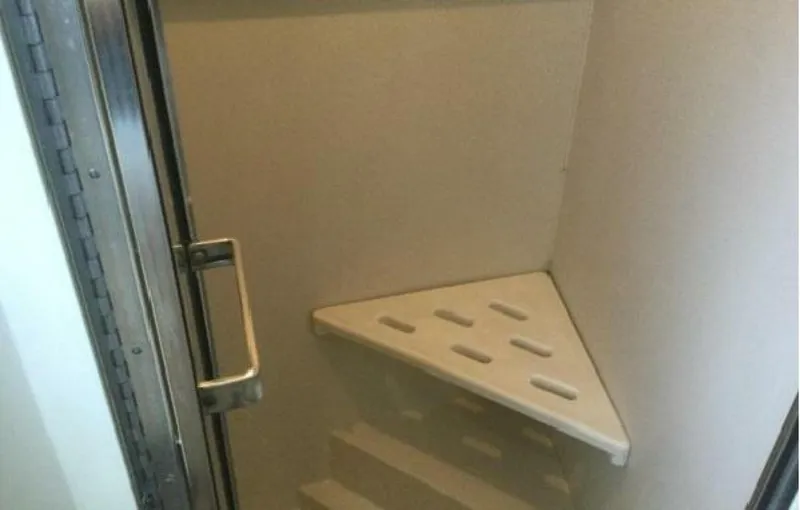 Slide: The Image of Carver 430 Cockpit 1995 - 5830067