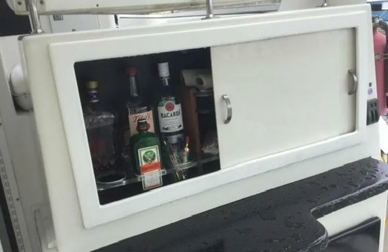 Slide: The Image of Carver Yachts 430 Cockpit 1995 - 5830073