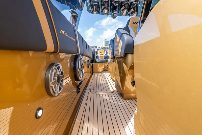 Slide: The Image of Midnight Express 43 Open 2023 - 5493301