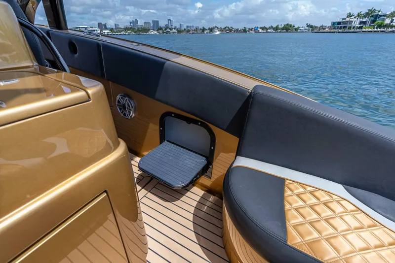 Slide: The Image of Midnight Express 43 Open 2023 - 5493320