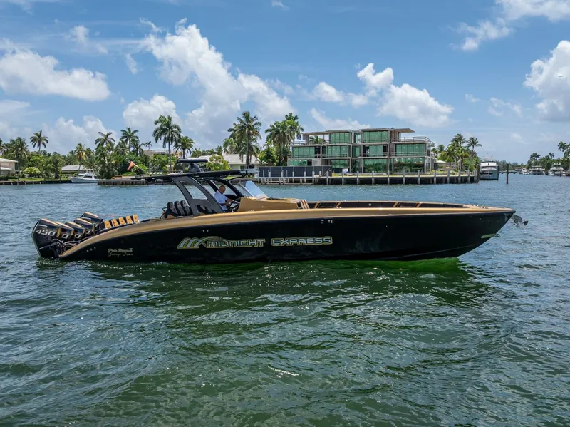 Slide: The Image of Midnight Express 43 Open 2023 - 5493245