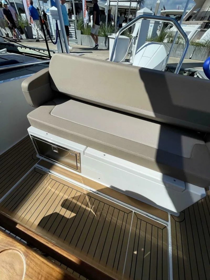 Slide: The Image of Nimbus T8 2025 - 5474218