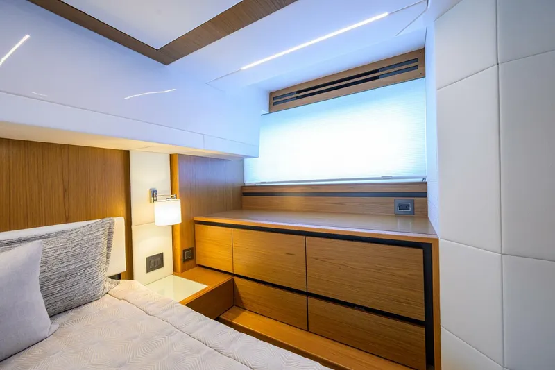 Slide: The Image of Tiara 49 DEBBIE'S DIAMOND - Master Stateroom 2023 Tiara 49 C49 Coupe DEBBIE'S DIAMOND - 5474951