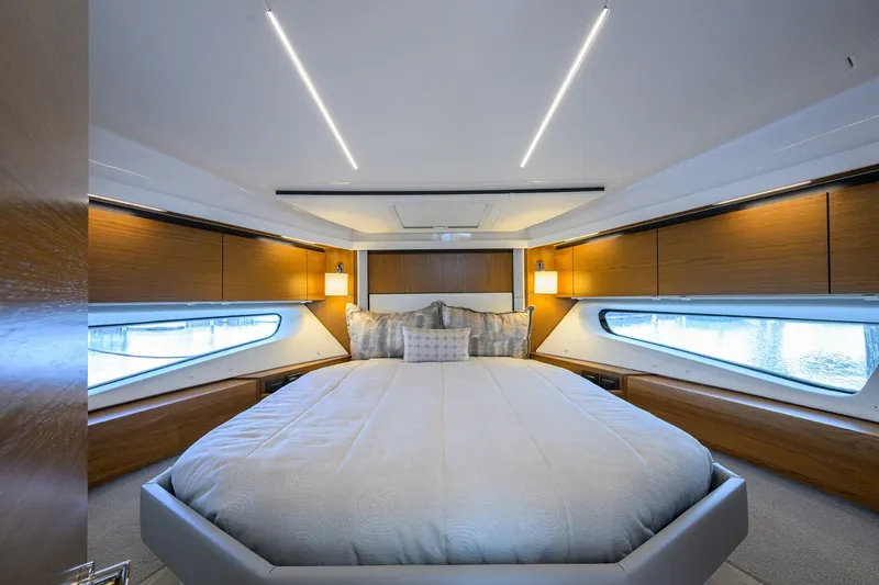 Slide: The Image of Tiara 49 DEBBIE'S DIAMOND - Forward Stateroom 2023 Tiara 49 C49 Coupe DEBBIE'S DIAMOND - 5474961