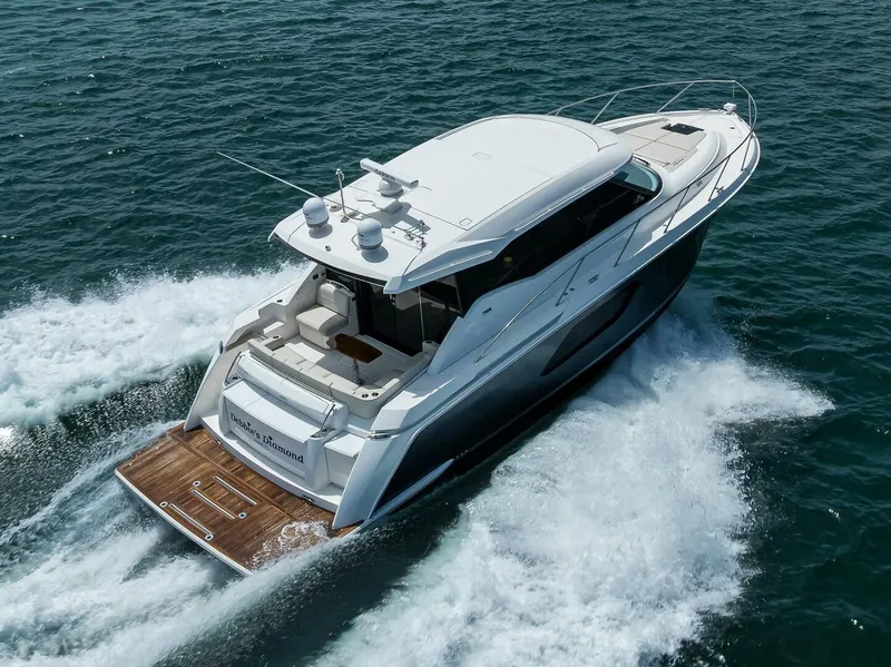 Slide: The Image of Tiara 49 DEBBIE'S DIAMOND - Profile 2023 Tiara 49 C49 Coupe DEBBIE'S DIAMOND - 5475010