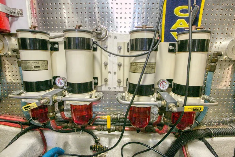 Slide: The Image of Ocean Alexander 610 Pilothouse 2000 - 5486496