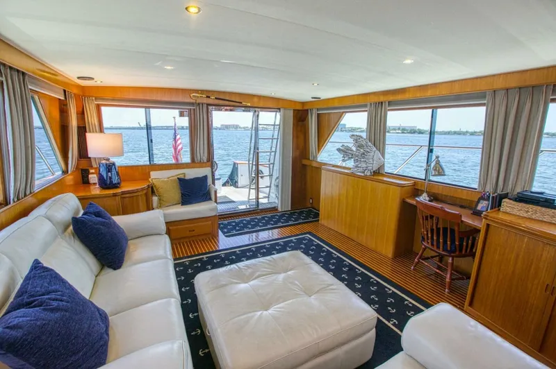 Slide: The Image of Ocean Alexander 610 Pilothouse 2000 - 5486460