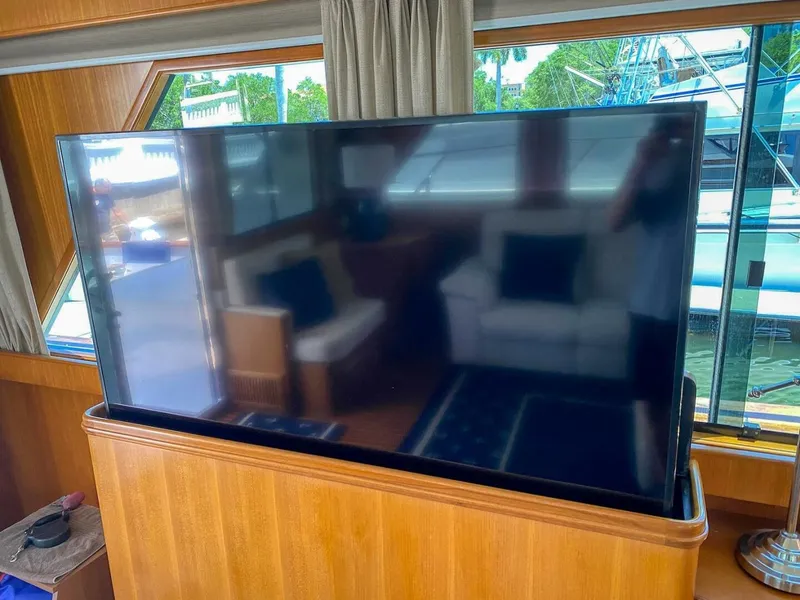 Slide: The Image of Ocean Alexander 610 Pilothouse 2000 - 5486461