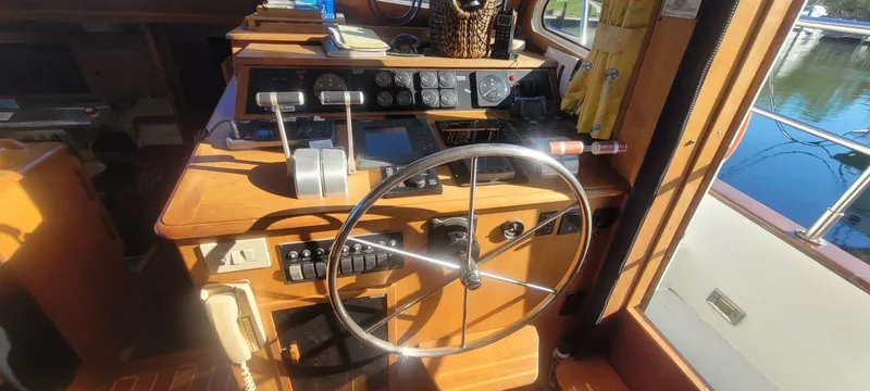 Slide: The Image of Sabreline 43 2001 - 5474567