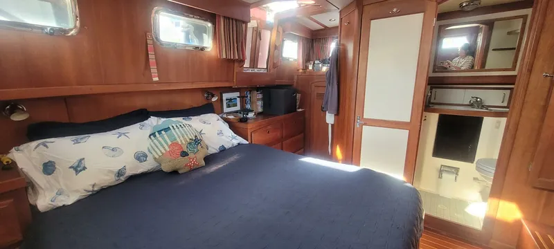 Slide: The Image of Sabreline 43 2001 - 5474566