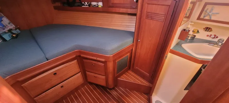 Slide: The Image of Sabreline 43 2001 - 5474570