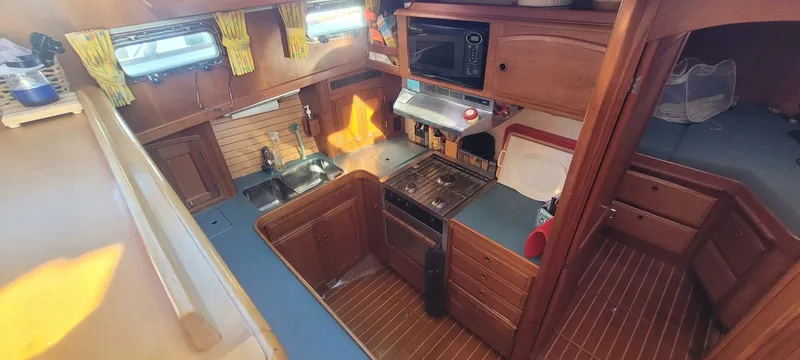 Slide: The Image of Sabreline 43 2001 - 5474568