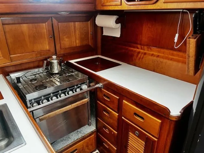 Slide: The Image of Able 42 1990 - 5474907