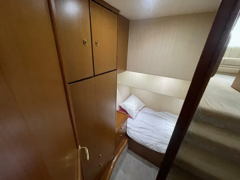 Slide: The Image of Ocean Yachts 46 Super Sport 2005 - 5475263