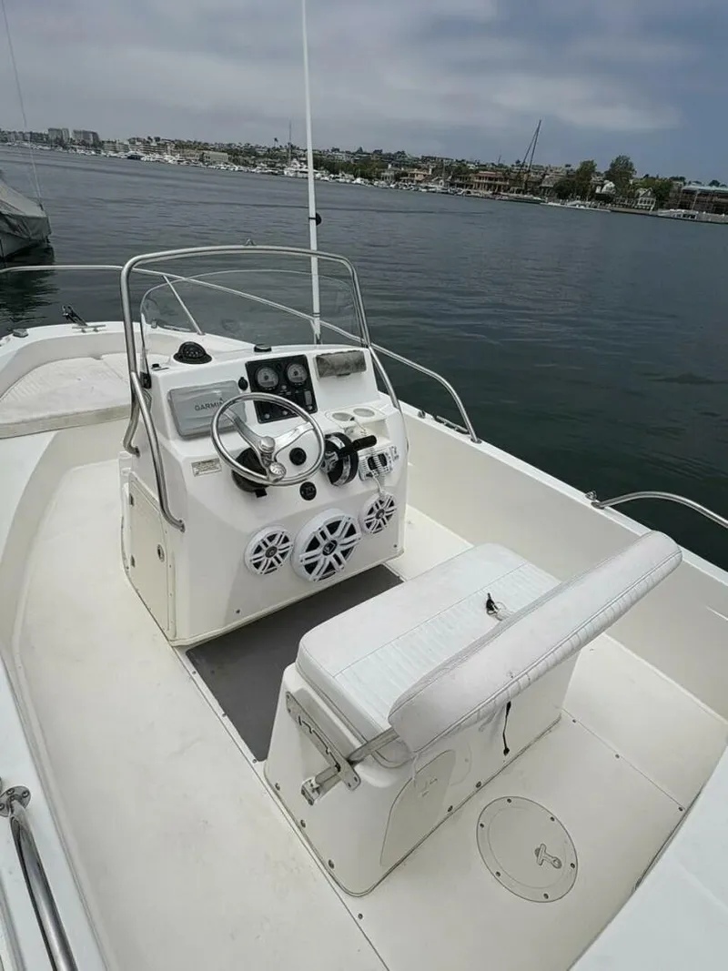 Slide: The Image of 2016 Boston Whaler 180 Dauntless - 5476231