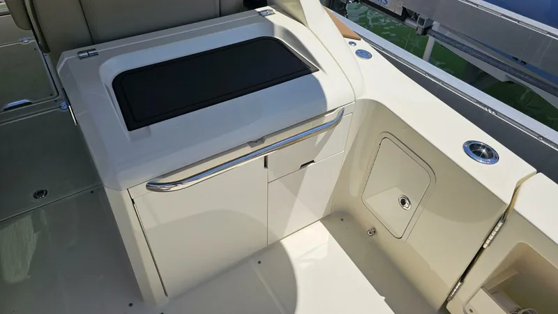 Slide: The Image of Chris-Craft 35 Calypso 2022 - 5476201