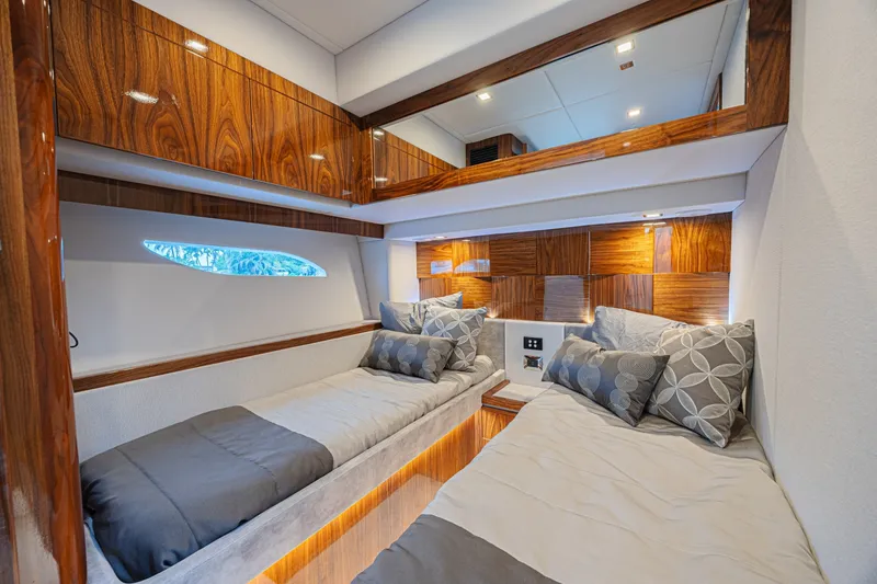 Slide: The Image of Riviera 6000 Motor Yacht 2021 - 6073714