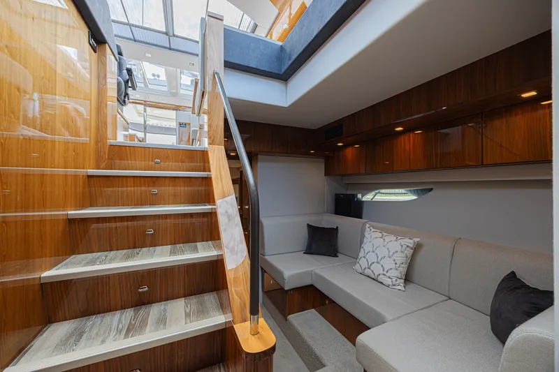 Slide: The Image of Riviera 6000 Motor Yacht 2021 - 6073728