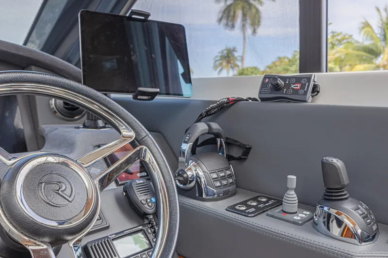 Slide: The Image of Riviera 6000 Motor Yacht 2021 - 6073732