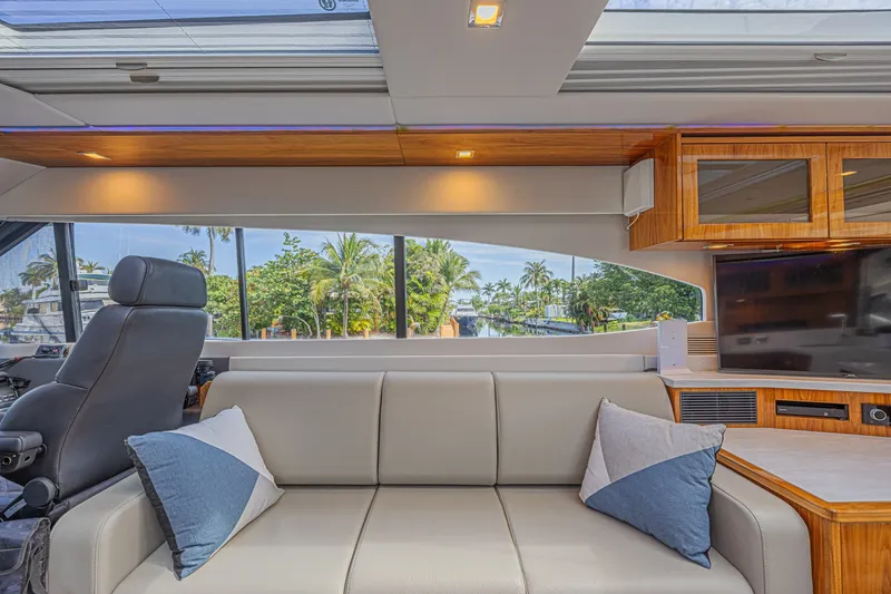 Slide: The Image of Riviera 6000 Motor Yacht 2021 - 6073738