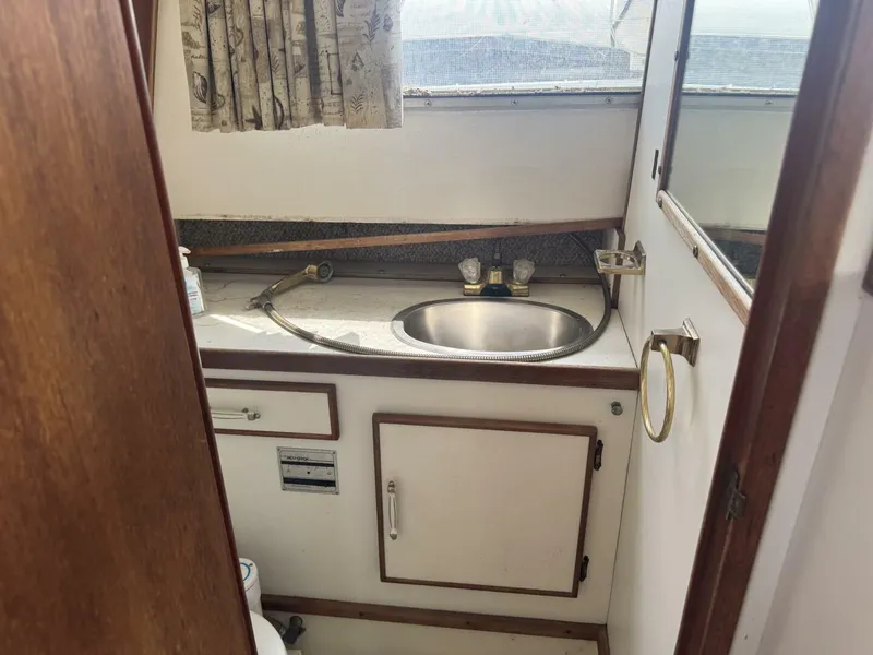 Slide: The Image of Tollycraft 30 1985 - 5476583