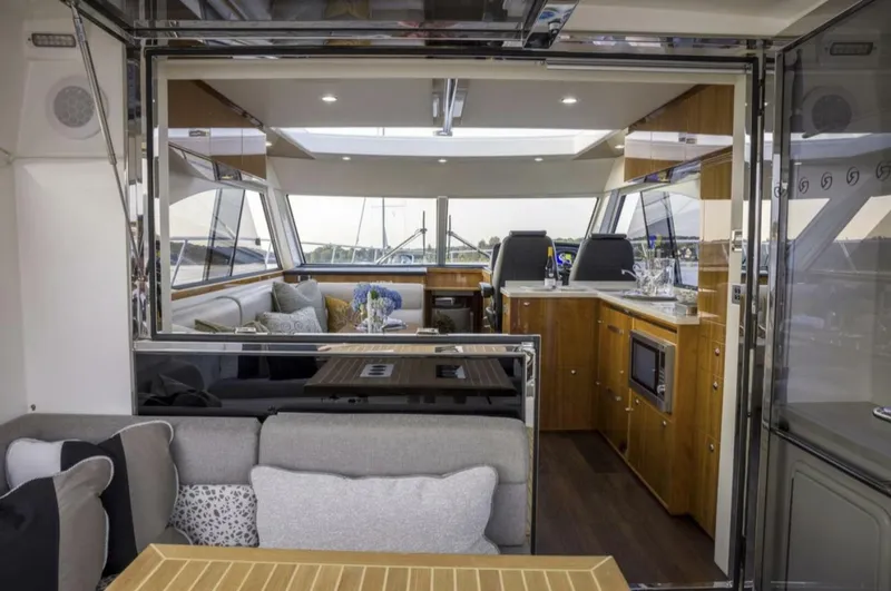 Slide: The Image of Riviera 5000 Sport Yacht 2016 - 5476971
