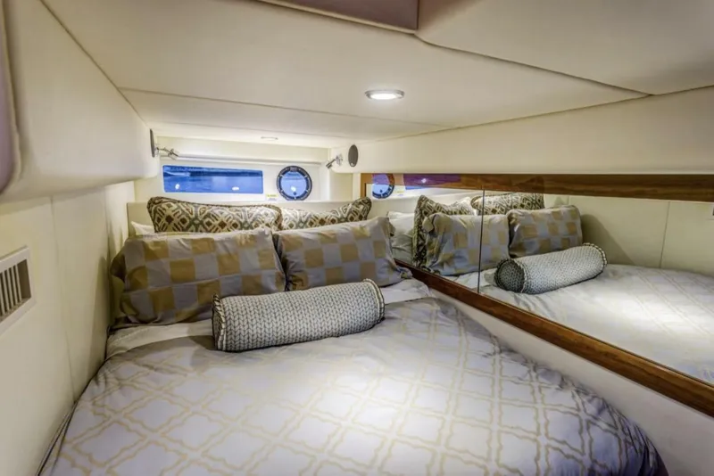 Slide: The Image of Riviera 5000 Sport Yacht 2016 - 5476962