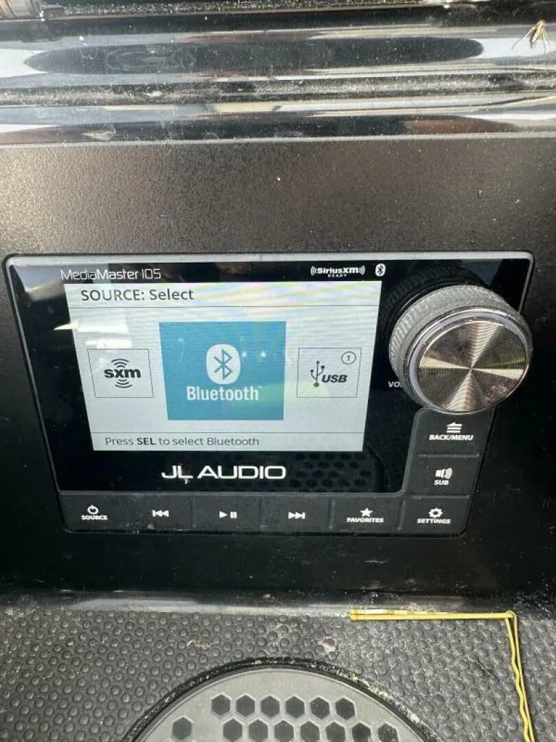 Slide: The Image of Robalo R360 2023 - 5477473