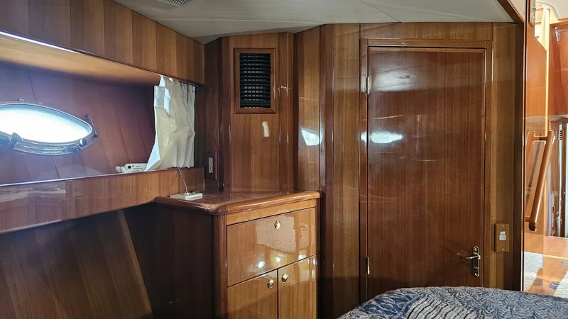 Slide: The Image of Jefferson 60 Marquessa MY 2005 - 5479116