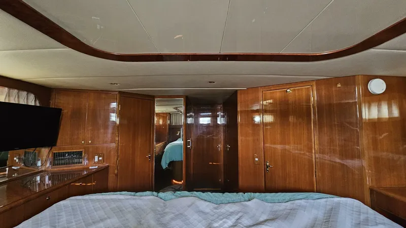 Slide: The Image of Jefferson 60 Marquessa MY 2005 - 5479140