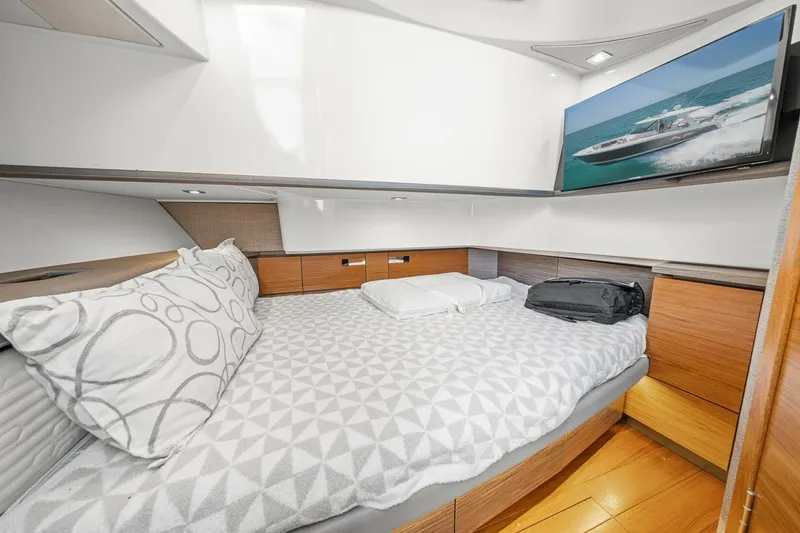 Slide: The Image of Tiara Yachts 38 - Ripple Effect 2019 Tiara Yachts 38 LS - Ripple Effect - 5478272