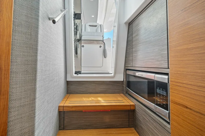 Slide: The Image of Tiara Yachts 38 - Ripple Effect 2019 Tiara Yachts 38 LS - Ripple Effect - 5478275