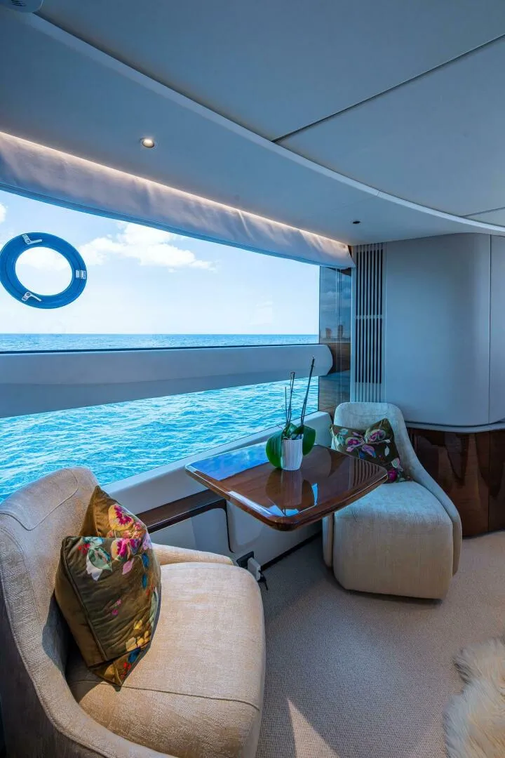 Slide: The Image of Princess 95 2022 - 5482240