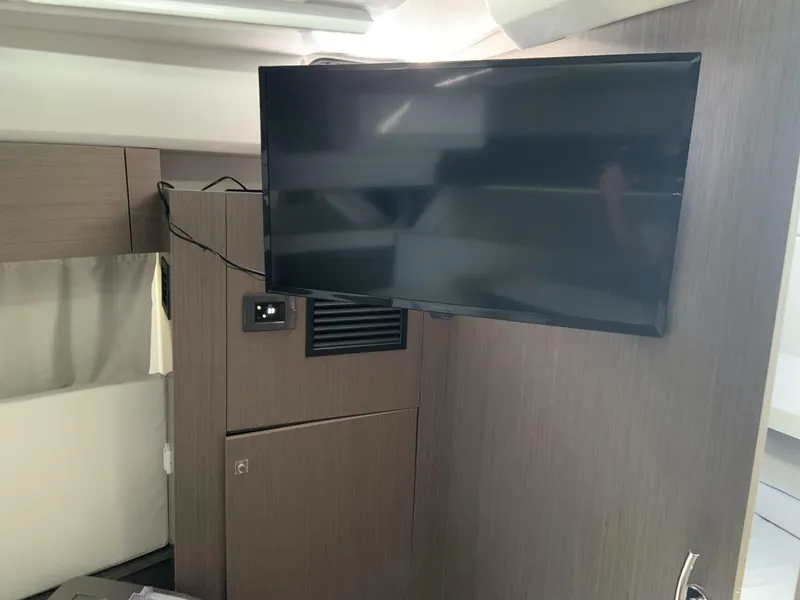 Slide: The Image of Jeanneau NC 1095 Coupe 2025 - 5478572