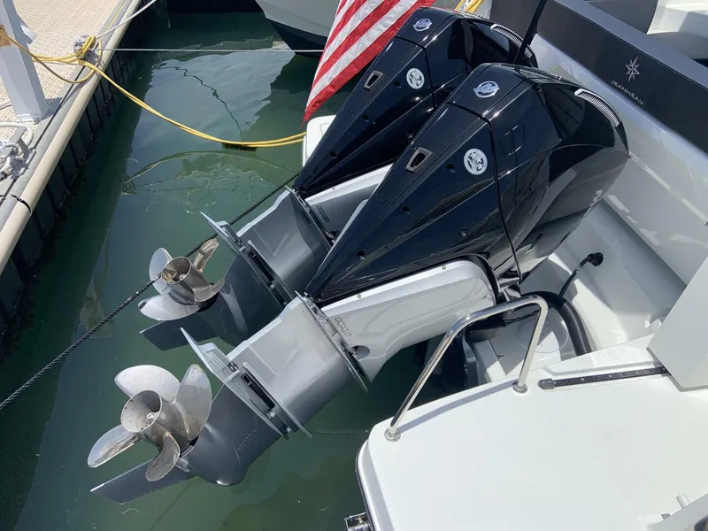 Slide: The Image of Jeanneau NC 1095 Coupe 2025 - 5478583