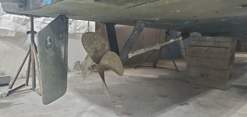 Slide: The Image of Rybovich 32 Express Walkaround Sportfish 1985 - 5830236