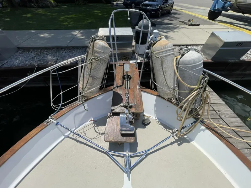 Slide: The Image of Californian 34 LRC 1982 - 5479312