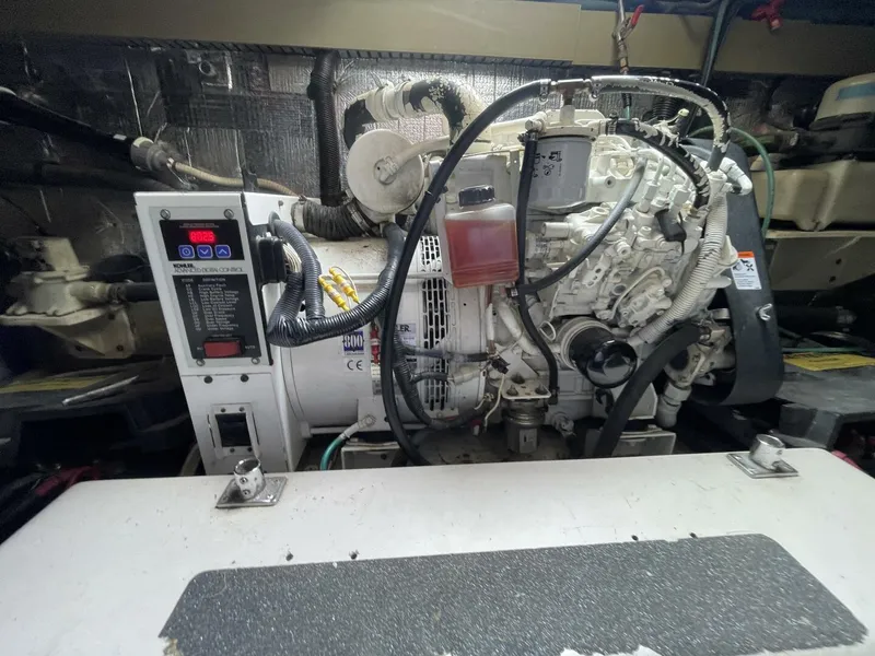 Slide: The Image of Sea Ray 630 Super Sun Sport 1998 - 5480453