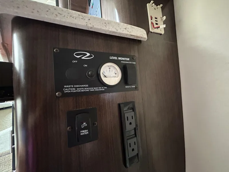 Slide: The Image of Regal 26 Express 2017 - 5498796