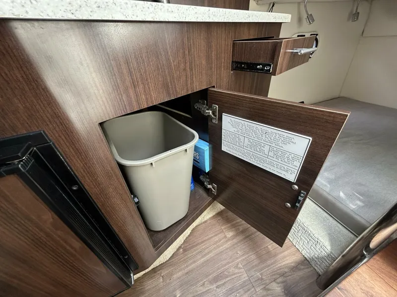 Slide: The Image of Regal 26 Express 2017 - 5498797