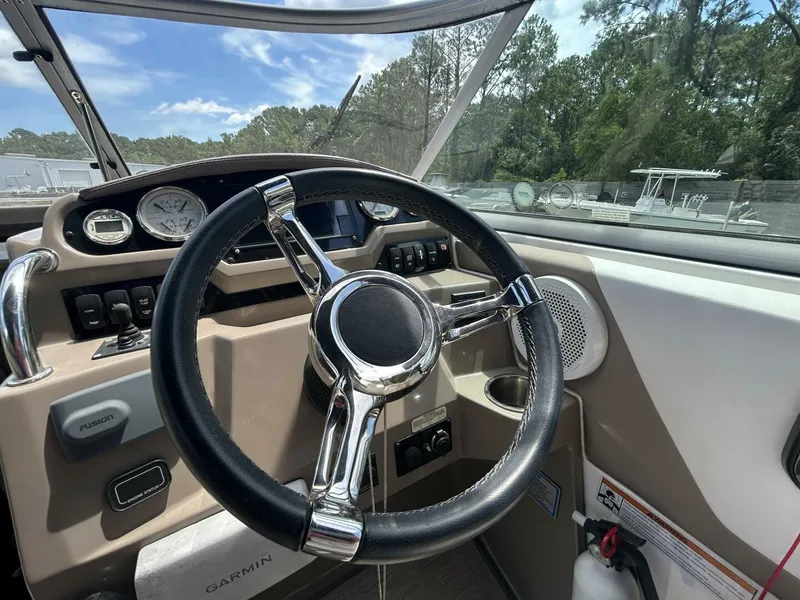 Slide: The Image of Regal 26 Express 2017 - 5498799