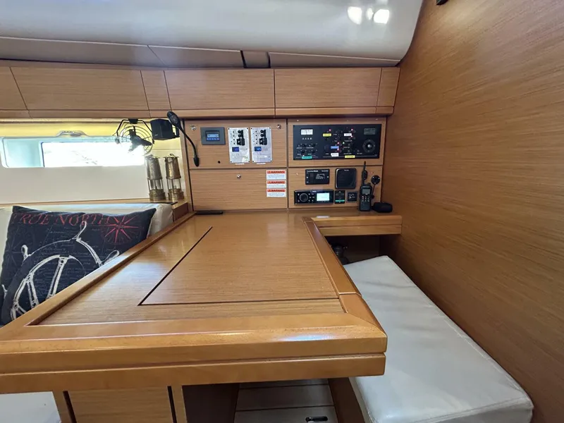 Slide: The Image of Jeanneau 54 2017 - 5481921