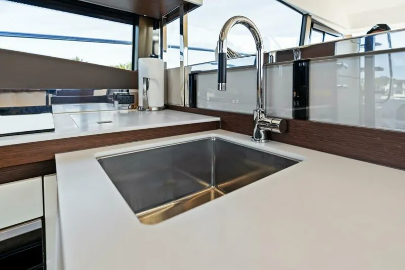 Slide: The Image of 2020 52 Prestige Flybridge - Vacay - Galley - 5482430